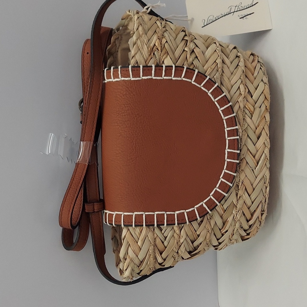 Universal Thread Brown Straw Crossbody Bag NWT